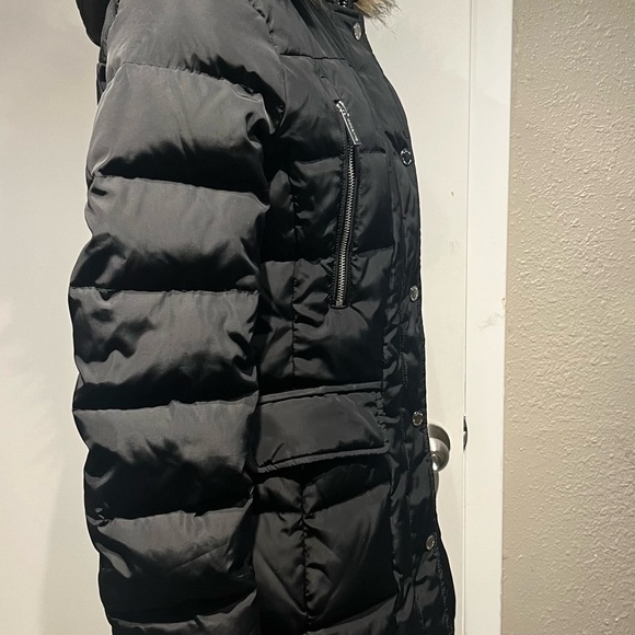 MICHAEL Michael Kors Black Puffer Jacket Mid-Length Belted - Picture 6 of 16